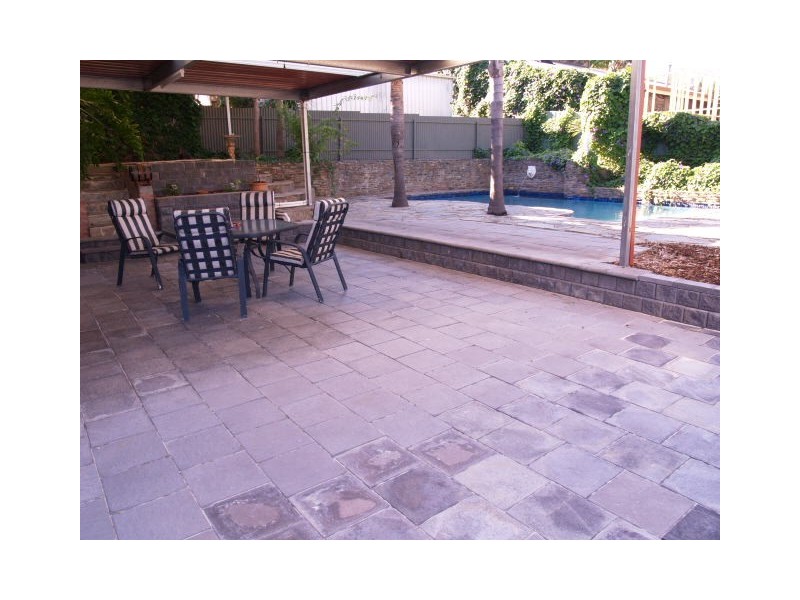 3 Patricia Grove, Hackham SA 5163