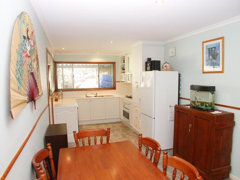 31 Flinders Crescent, Hackham SA 5163