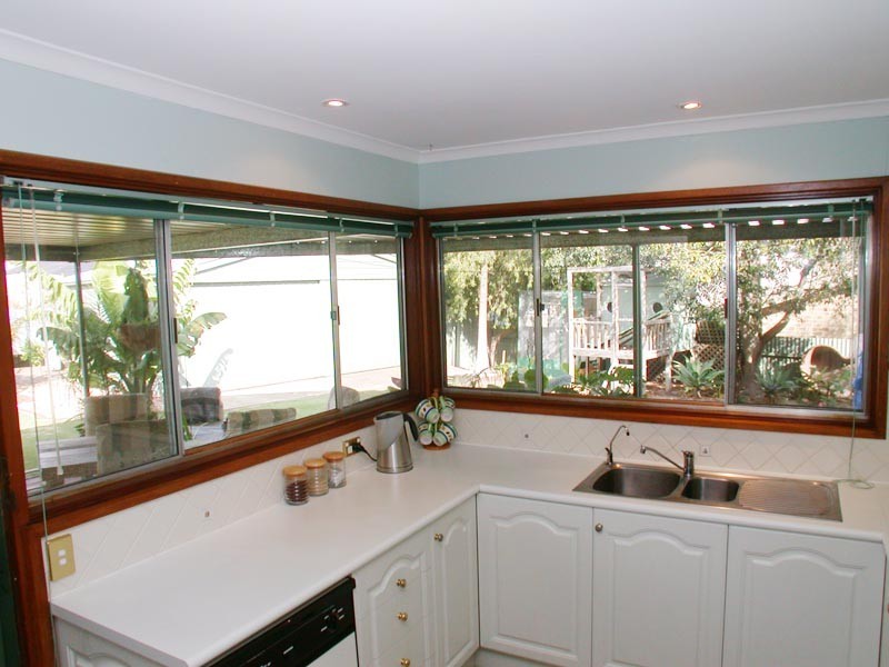 31 Flinders Crescent, Hackham SA 5163