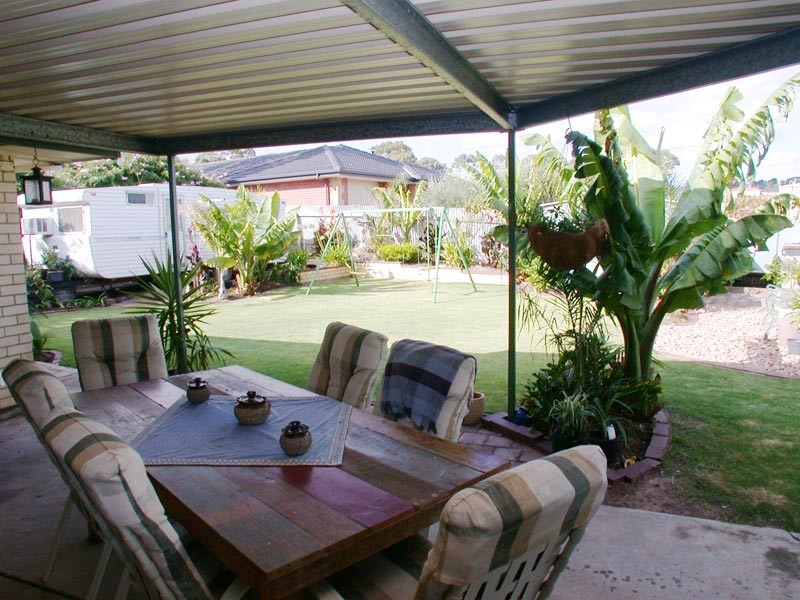 31 Flinders Crescent, Hackham SA 5163