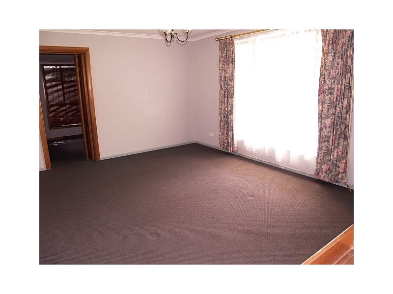 3 Hendrix Crescent, Woodcroft SA 5162