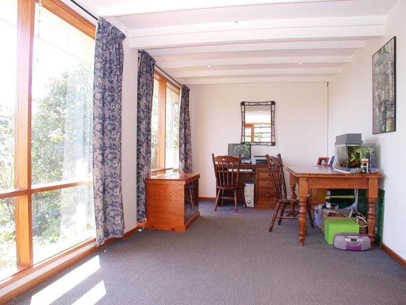 98 Windebanks Road, Happy Valley SA 5159