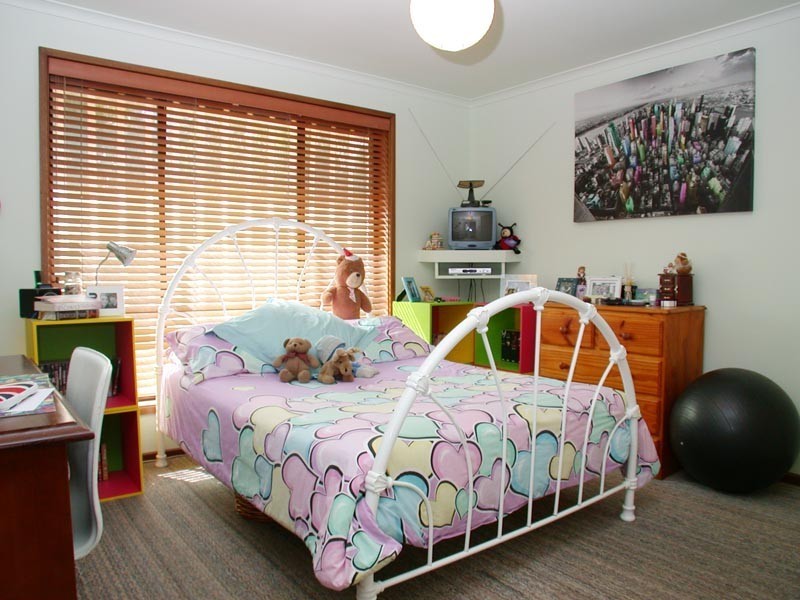 98 Windebanks Road, Happy Valley SA 5159