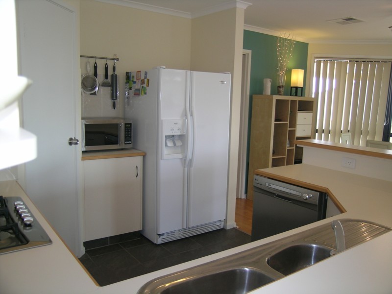 25 Omega Drive, Seaford Rise SA 5169