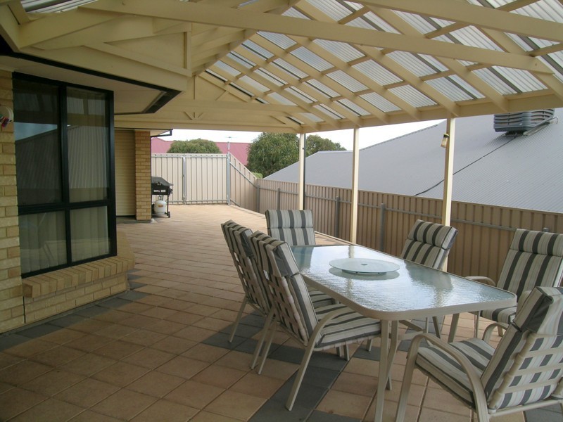 25 Omega Drive, Seaford Rise SA 5169