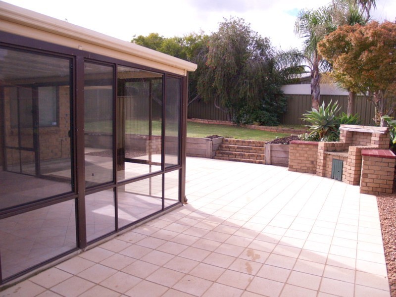 99 Emmerson Drive, Morphett Vale SA 5162