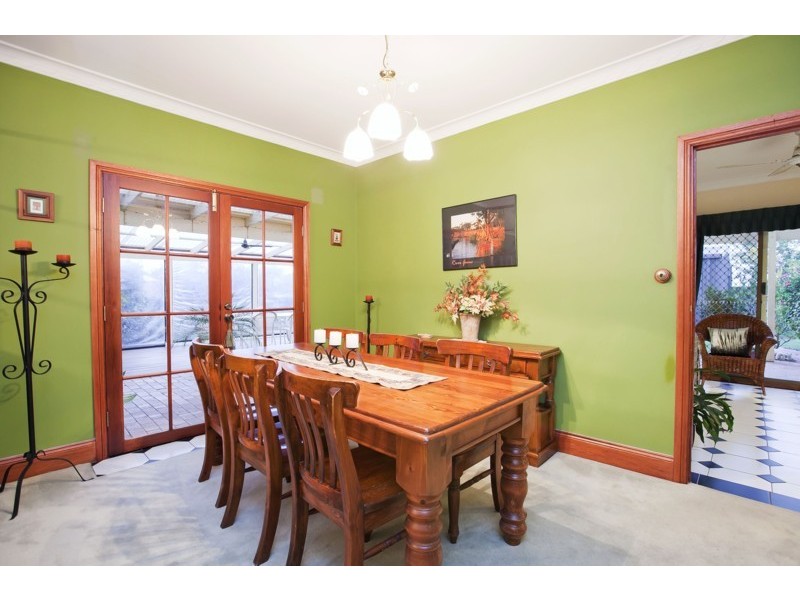 25 Equestrian Drive, Woodcroft SA 5162