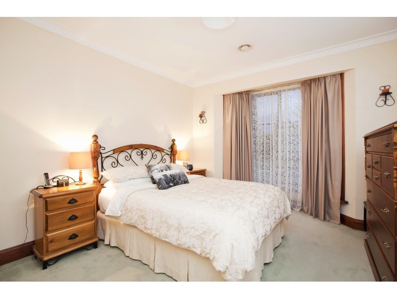 25 Equestrian Drive, Woodcroft SA 5162