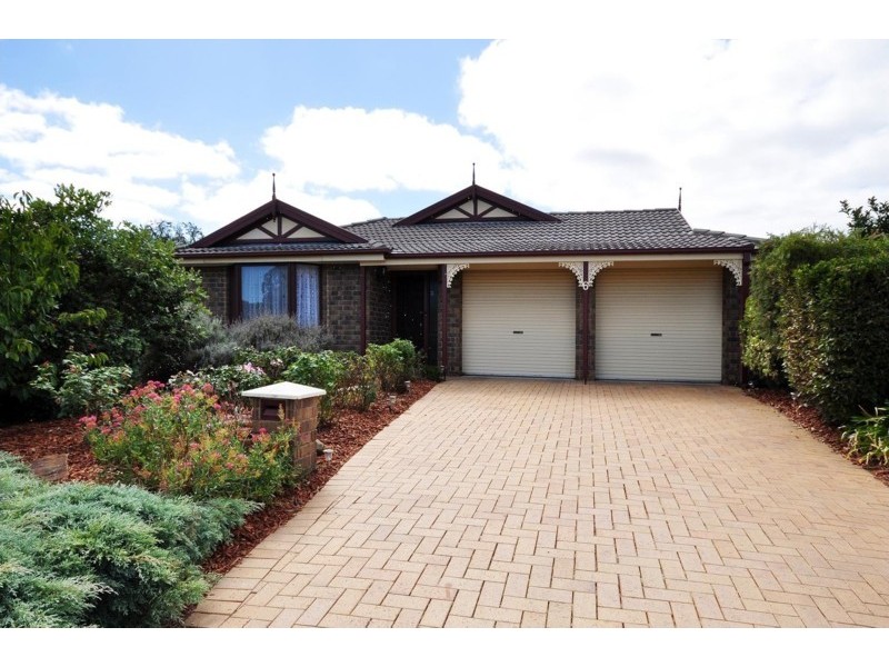 6 Ashmore Place, Onkaparinga Hills SA 5163