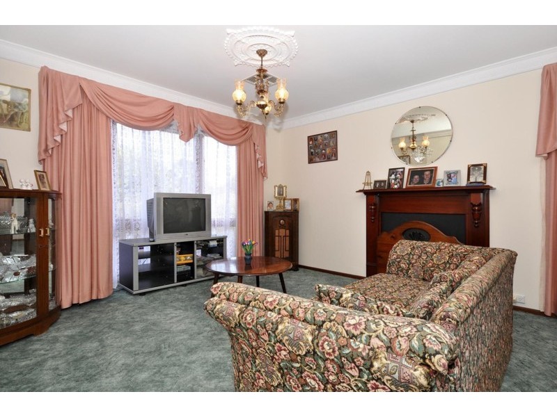 6 Ashmore Place, Onkaparinga Hills SA 5163