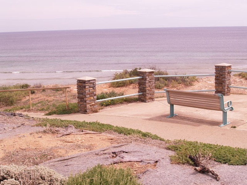 69 Cliff Avenue, Port Noarlunga South SA 5167