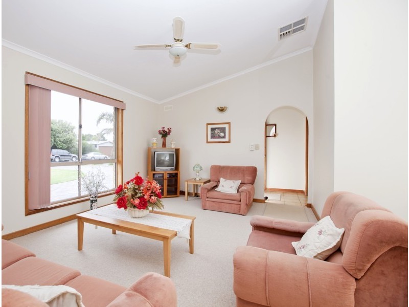 25 Nedland Crescent, Port Noarlunga South SA 5167
