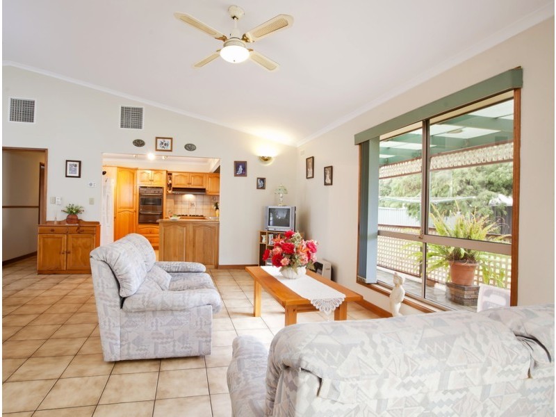 25 Nedland Crescent, Port Noarlunga South SA 5167