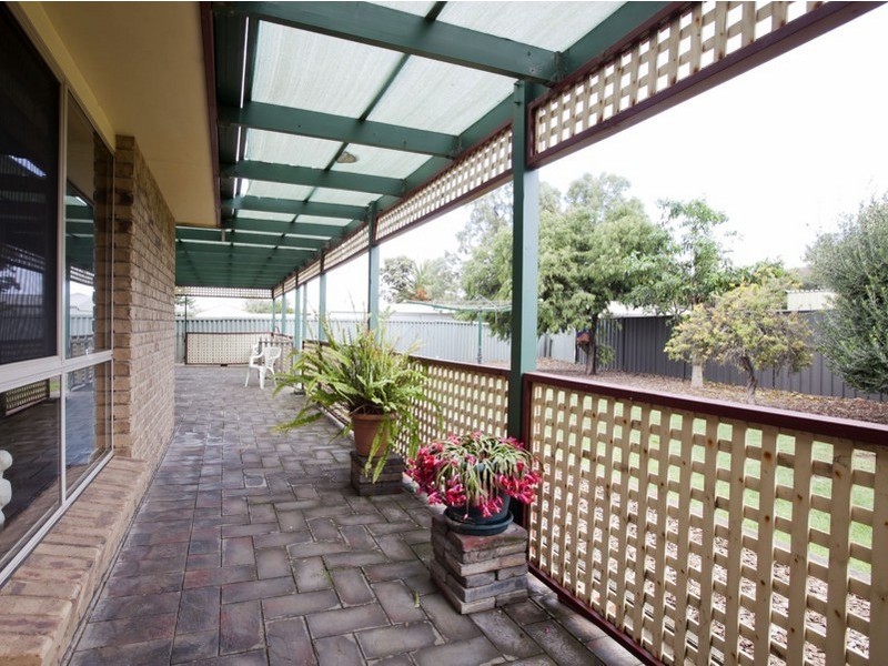 25 Nedland Crescent, Port Noarlunga South SA 5167