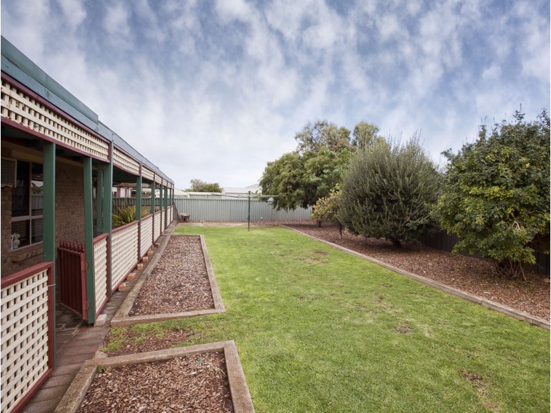 25 Nedland Crescent, Port Noarlunga South SA 5167
