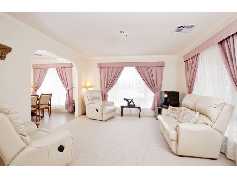 9a Hollyoaks Court (Horndale Estate), Happy Valley SA 5159