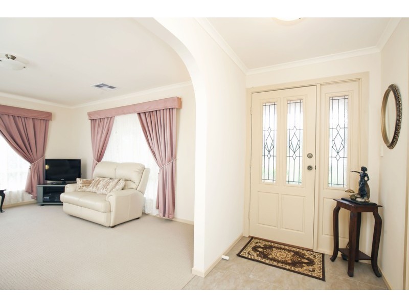 9a Hollyoaks Court (Horndale Estate), Happy Valley SA 5159