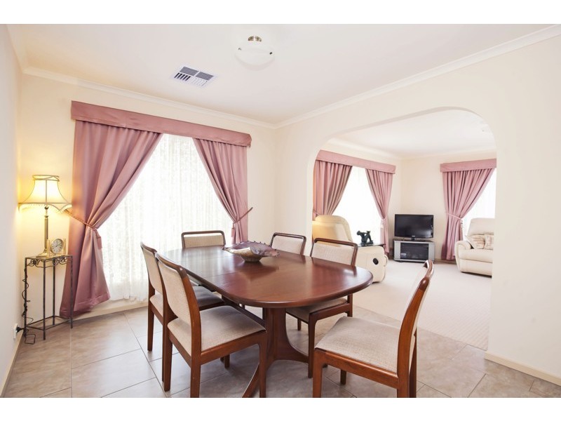 9a Hollyoaks Court (Horndale Estate), Happy Valley SA 5159