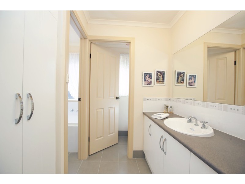 9a Hollyoaks Court (Horndale Estate), Happy Valley SA 5159