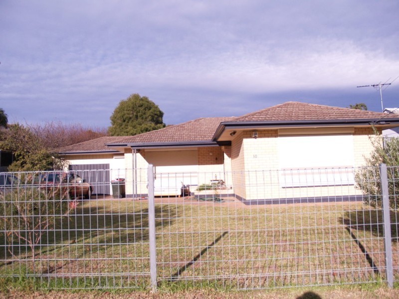 30 Carbenet Drive, Hackham SA 5163