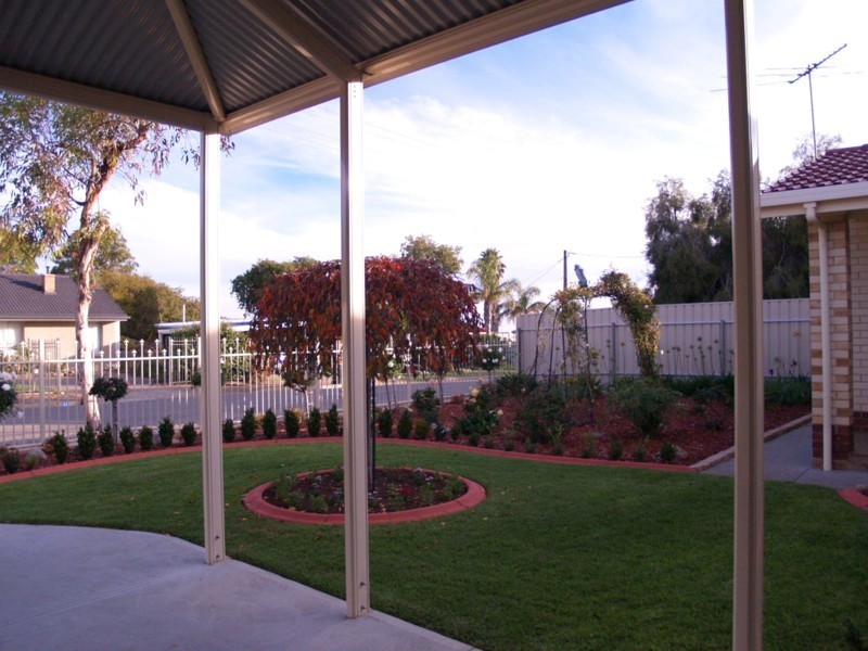 19 Booth Avenue, Morphett Vale SA 5162