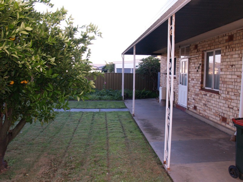 6 Tarranna Avenue, Park Holme SA 5043