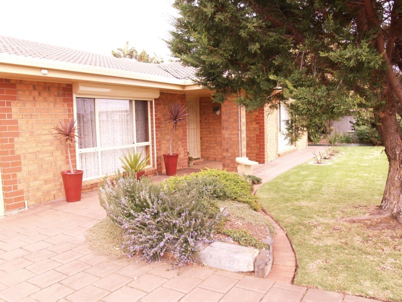 4 Surf Street, Seaford SA 5169