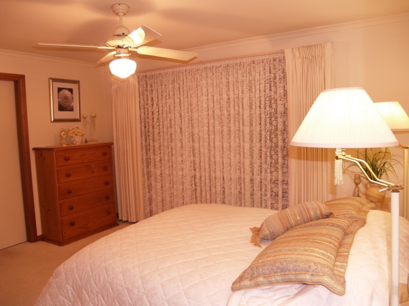 4 Surf Street, Seaford SA 5169