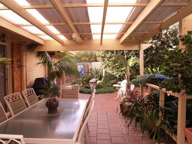 4 Surf Street, Seaford SA 5169