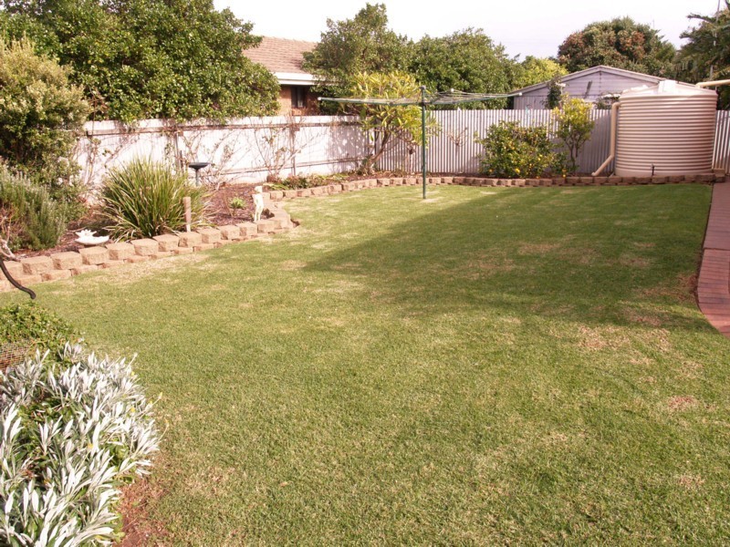 4 Surf Street, Seaford SA 5169