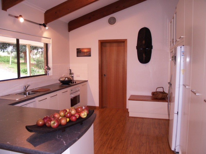 175 Bagshaws Road, Mclaren Flat SA 5171