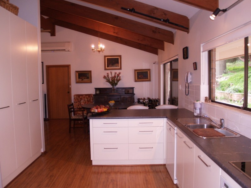 175 Bagshaws Road, Mclaren Flat SA 5171