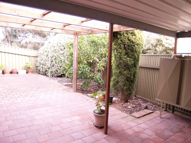 1/6 New York Road, Aberfoyle Park SA 5159