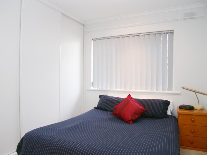 14 Amberly Drive, Happy Valley SA 5159