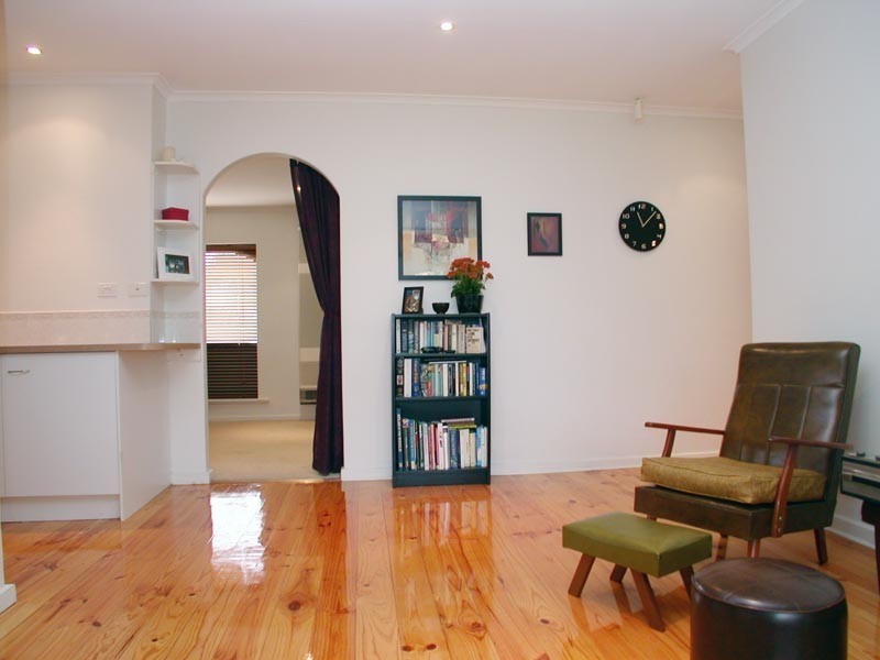 14 Amberly Drive, Happy Valley SA 5159