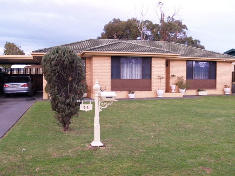 34 Greenbank Grove, Hackham West SA 5163
