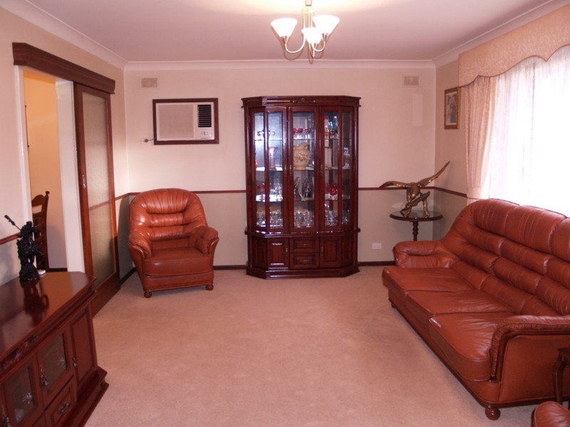 34 Greenbank Grove, Hackham West SA 5163