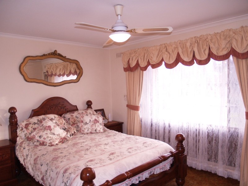 34 Greenbank Grove, Hackham West SA 5163