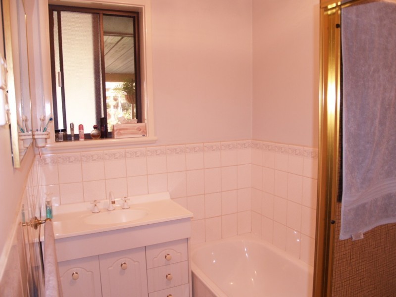 34 Greenbank Grove, Hackham West SA 5163