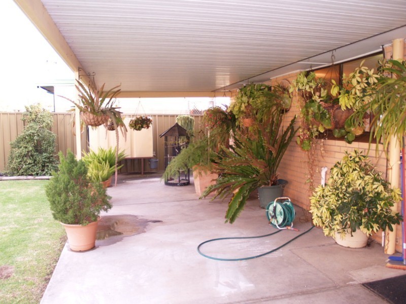 34 Greenbank Grove, Hackham West SA 5163