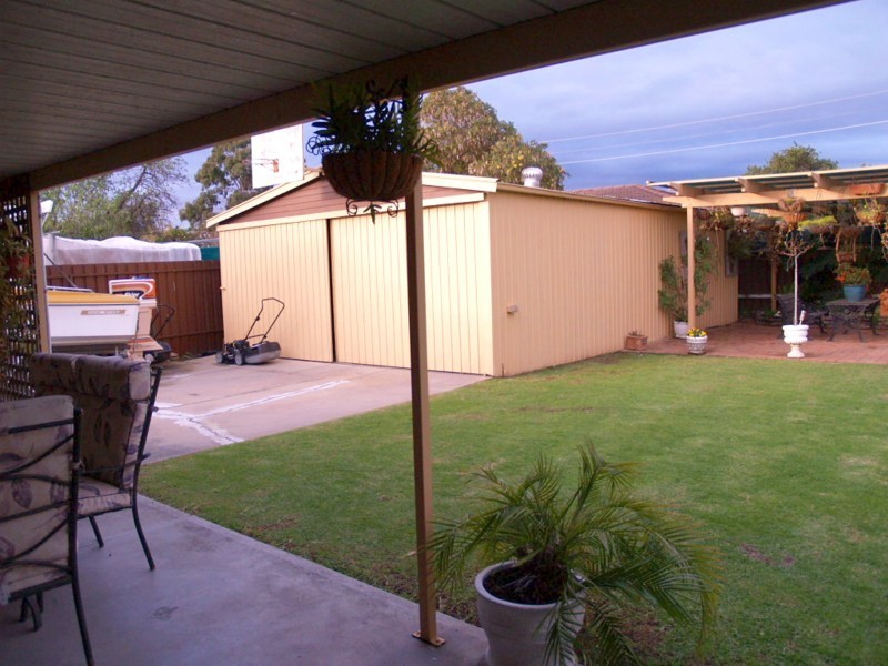 34 Greenbank Grove, Hackham West SA 5163