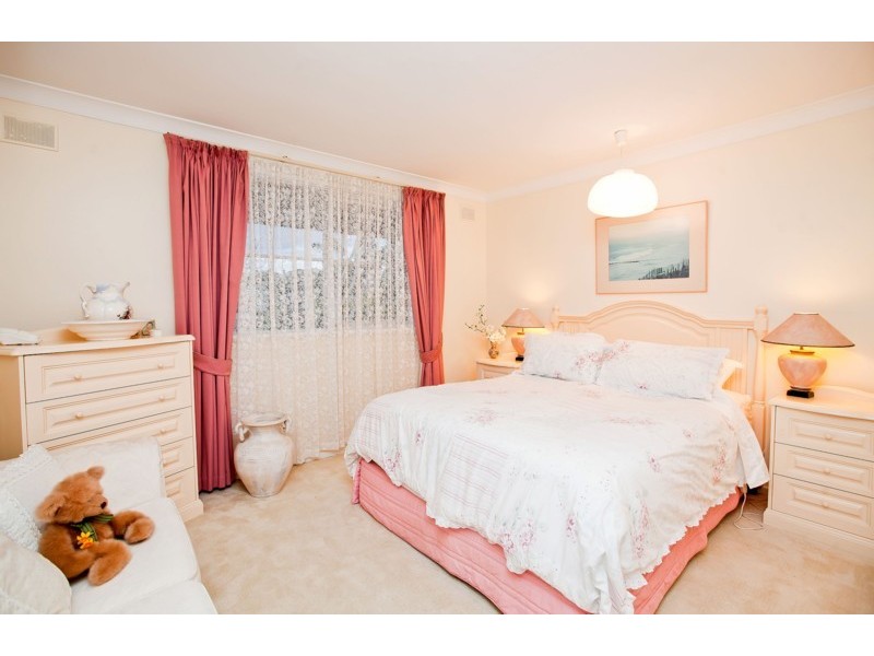 25 Shamrock Road, Hallett Cove SA 5158