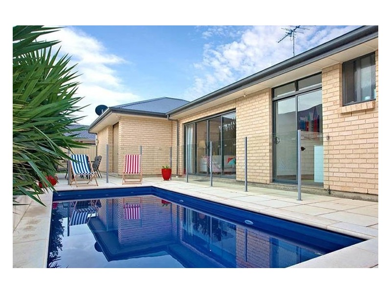 5 Kaurna Avenue, Aldinga Beach SA 5173