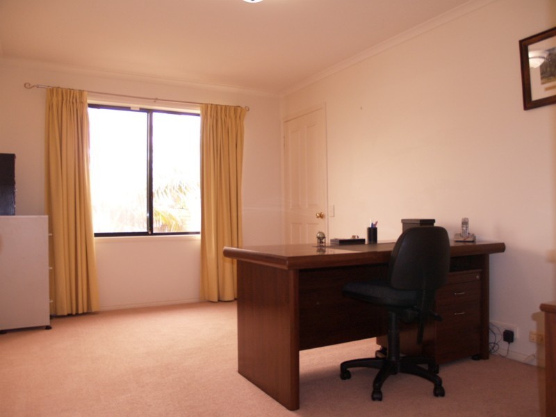 86 Glendale Avenue, Flagstaff Hill SA 5159