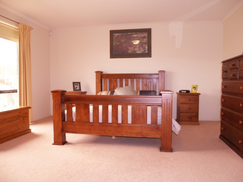 86 Glendale Avenue, Flagstaff Hill SA 5159