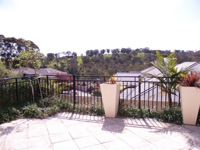 86 Glendale Avenue, Flagstaff Hill SA 5159