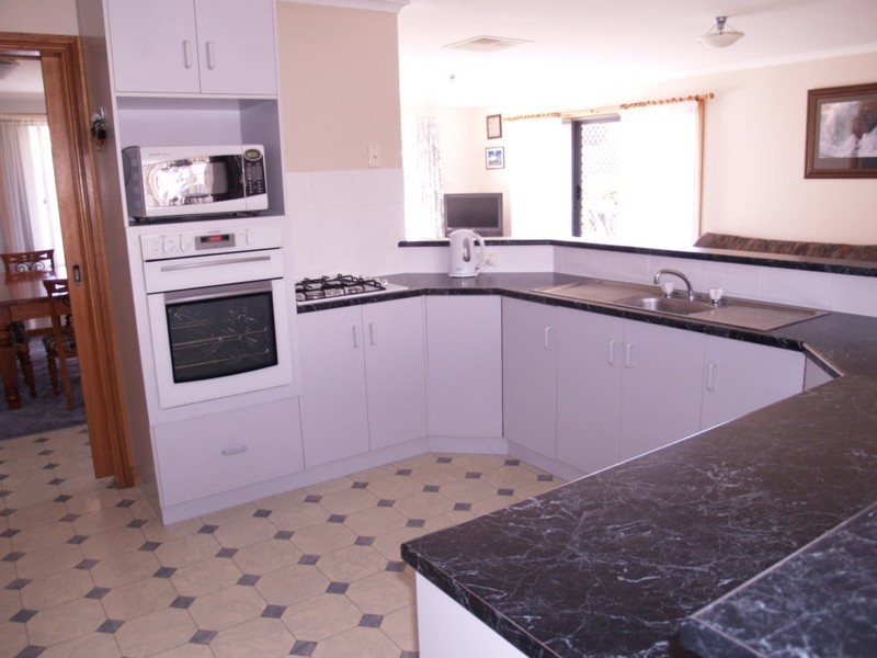 75 Barbados Drive, Seaford Rise SA 5169