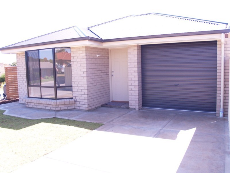 1 Gunn Close, Morphett Vale SA 5162
