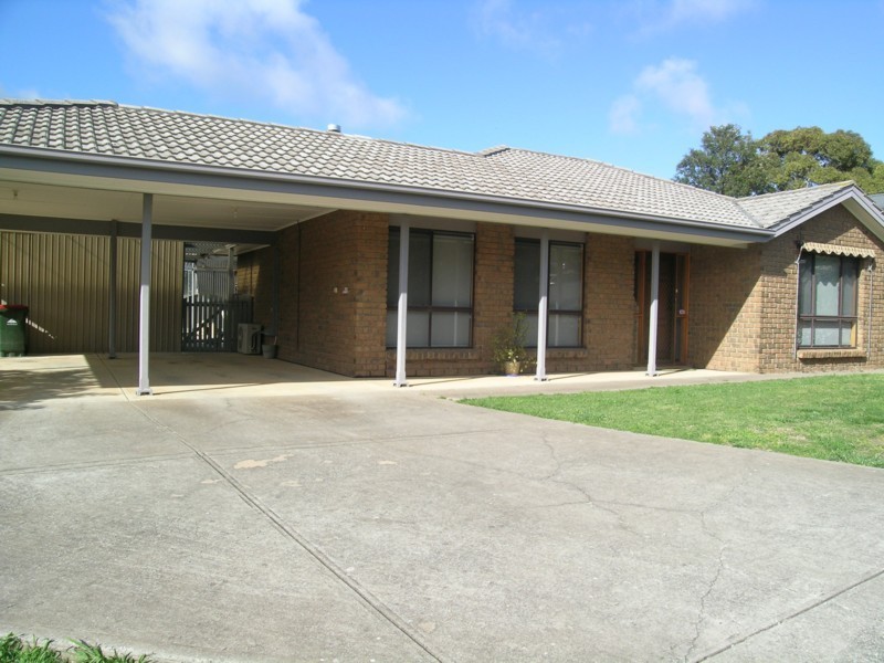 2 Gorton Court, Trott Park SA 5158