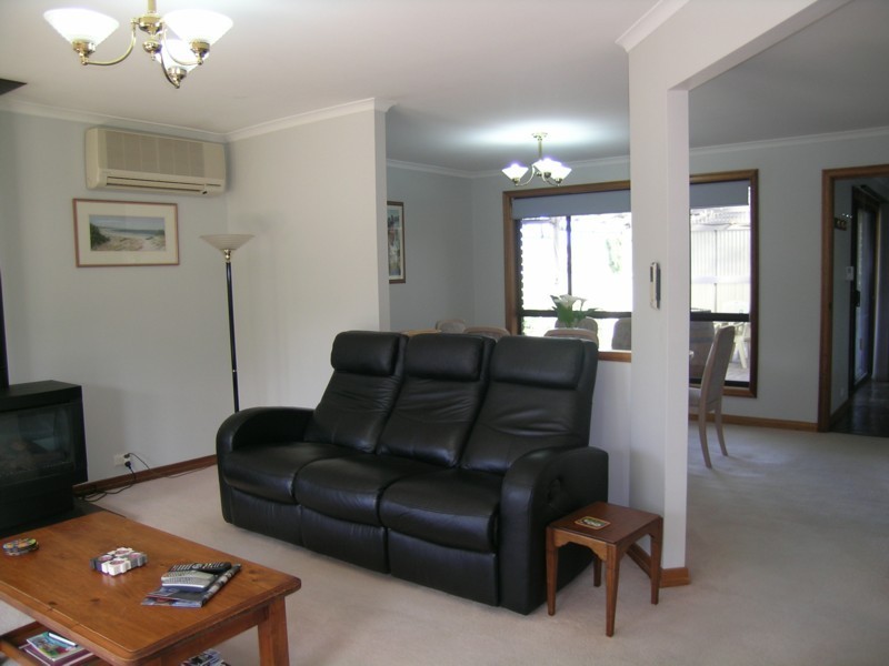 2 Gorton Court, Trott Park SA 5158